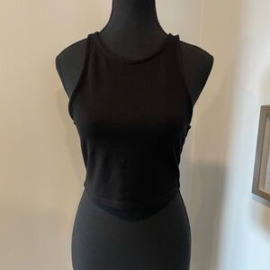 Never Worn! Aritzia Talula Black Crop Top